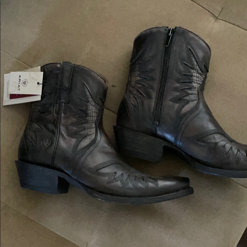 Ariat Cowboy Boots